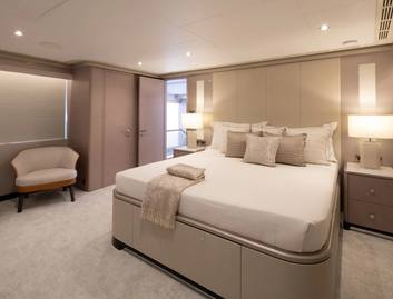 Ocean Alexander 32L, Accommodation