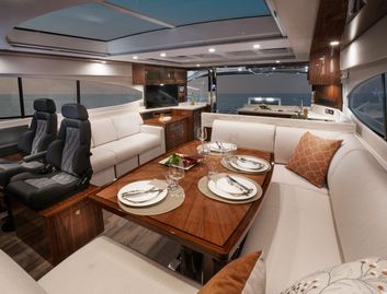 Riviera 6000 Sport Yacht Platinum Edition Gen 2, Interior