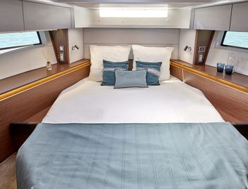 Beneteau Yachts Antares 12  Gen 2, Accommodation