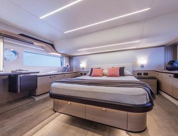 Absolute Navetta 53 , Accommodation