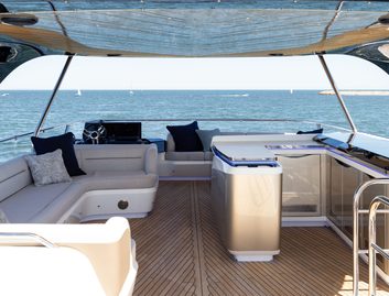 Galeon 620 Fly  Mk2, Fly Deck/Sportdeck