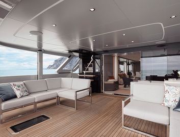 Cantiere Delle Marche RJ 115, Deck Area