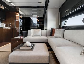 Riva 58 Capri, Interior