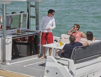 Jeanneau Cap Camarat 12.5 WA , Deck Area