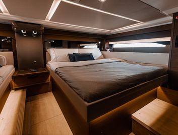 Wellcraft 44 Explorer, Accommodation