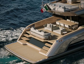 Solaris Power 70 Long Range, Deck Area