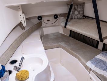 Grady-White Gulfstream 232 , Accommodation