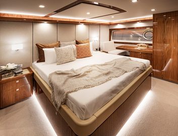 Riviera 72 Sport Motor Yacht Mk2, Accommodation