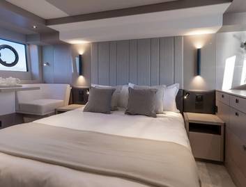 Sunseeker Manhattan 56  Mk2, Interior