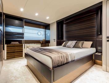 Ferretti 670 Mk1, Accommodation