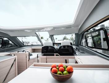 Aquila 42 Coupé, Interior