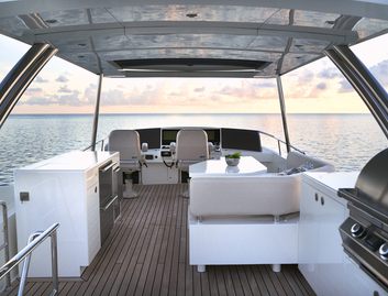 CL Yachts CLA76f, Fly Deck/Sportdeck