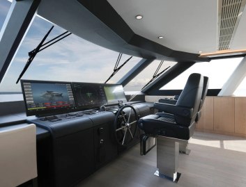 Ocean Alexander 28L , Helm Station