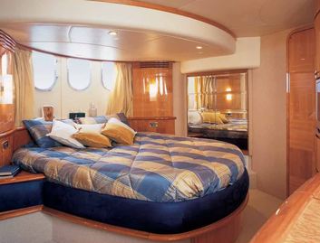 Azimut 62 Gen 1, Accommodation