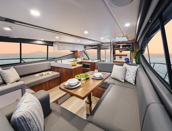 Riviera 46 Sport Motor Yacht, Interior