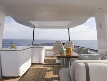 Azimut Fly 62 , Fly Deck/Sportdeck