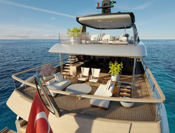 Sirena 42M, Deck Area