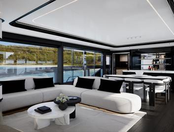 Pearl 100 Hybrid, Interior