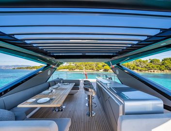 Sunseeker 88 Yacht Gen 2, Fly Deck/Sportdeck