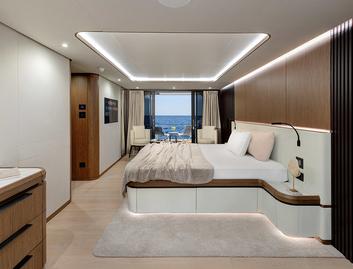Lazzara LPC 300, Accommodation