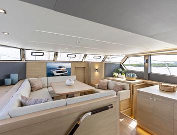 Aquila 50 Yacht , Interior