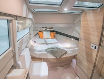 Saxdor 320 GTC, Accommodation