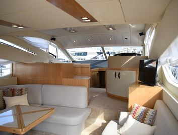 Rodman Muse 54, Interior