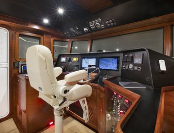 Nordhavn 475, Helm Station