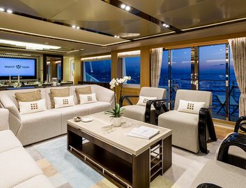 Gulf Craft Majesty 110, Interior