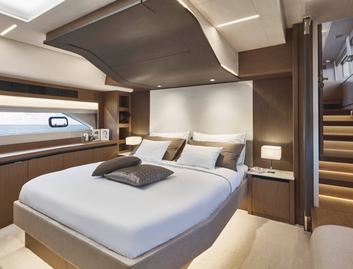 Prestige X70, Accommodation