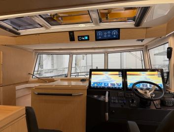 Sargo 45 Fly, Interior