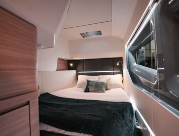 Aquila 42 Coupé, Accommodation