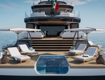Mangusta Oceano 52, Deck Area