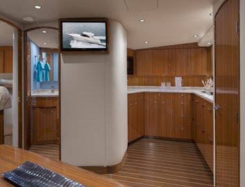 Viking 44SC, Interior