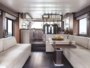 Cranchi T55 Trawler, Interior