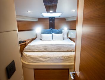 Bertram 50 Sport, Accommodation