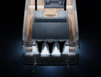 AIATA Sunfinder 50 , Deck Area