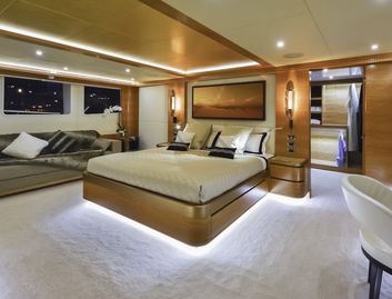 Gulf Craft Majesty 135, Accommodation