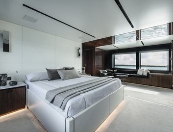 Riva 130 Bellissima, Accommodation