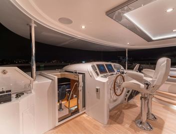 Westport 112 Mk3, Fly Deck/Sportdeck