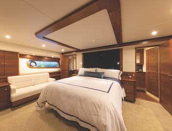 Palm Beach PB85 Sedan , Accommodation