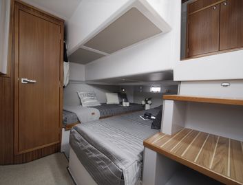 Sargo 33, Accommodation