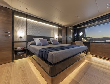 Absolute Navetta 75, Accommodation