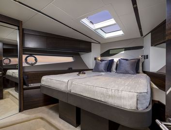 Sunseeker Predator 55 Evo, Accommodation