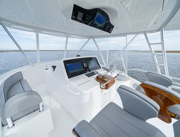 Viking 50C Gen 3, Helm Station