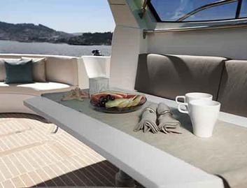 Rodman Spirit 31 Open Mk1, Deck Area