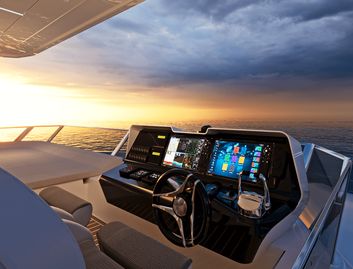Omaya 50, Helm Station
