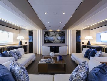 Mangusta Oceano 43, Interior