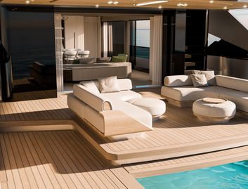 Maiora M36 , Deck Area