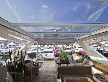 Galeon 780 Crystal, Fly Deck/Sportdeck